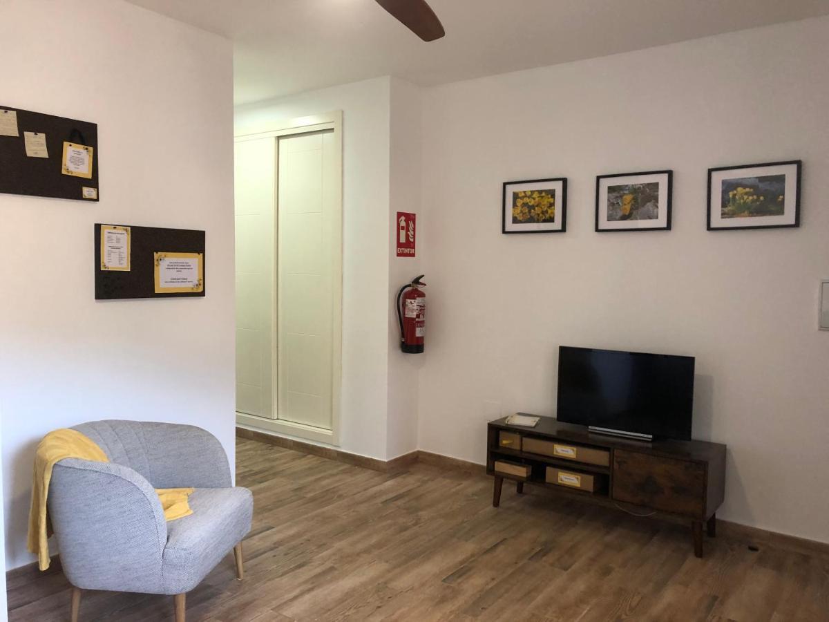 Apartamento Las Campanitas Nunomoral Exterior foto